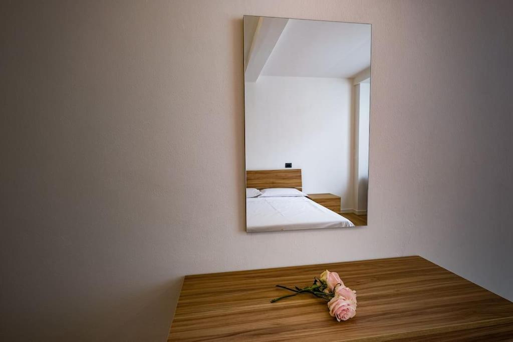 La Casa Di Elena Apartment Bergamo Exterior photo